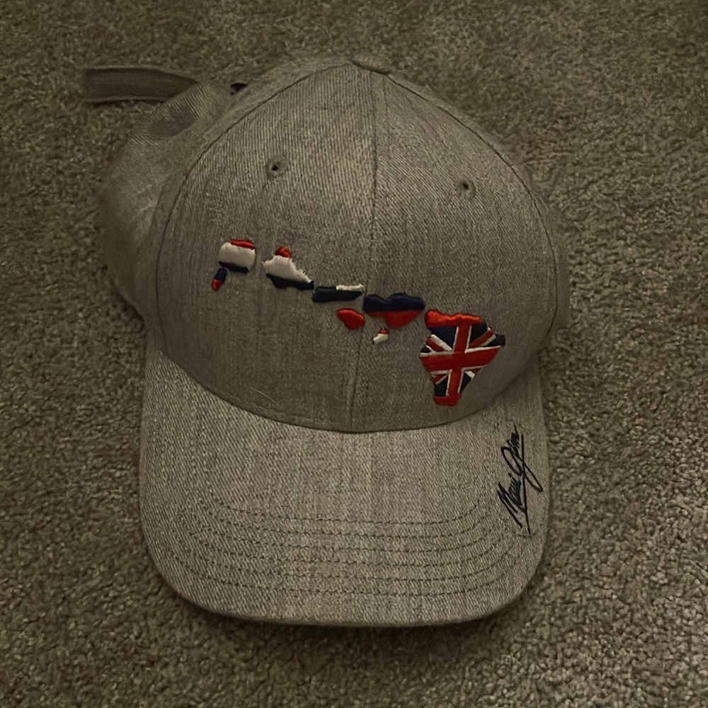 Maui Jim hat